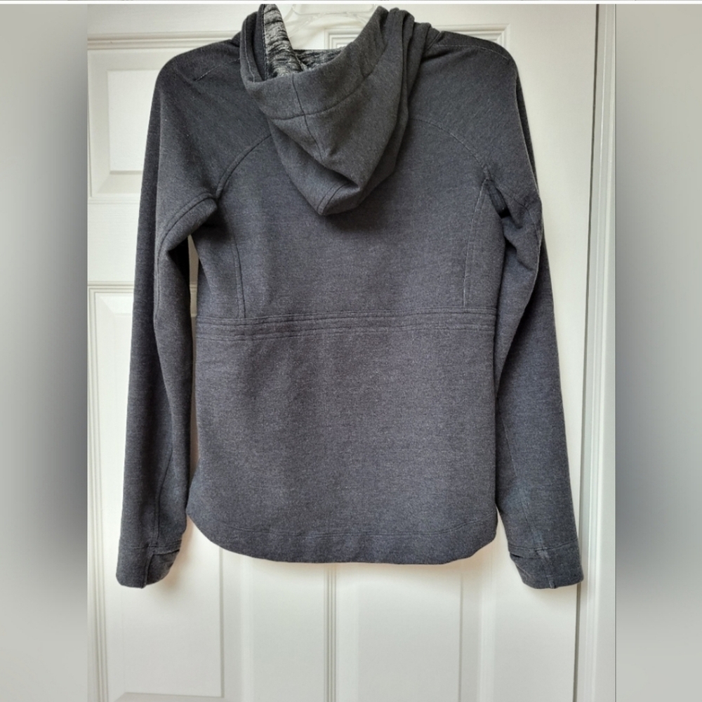 Lululemon Dark Grey Hoodie With Thumb Holes Size 4, EUC - Picture 3 of 17